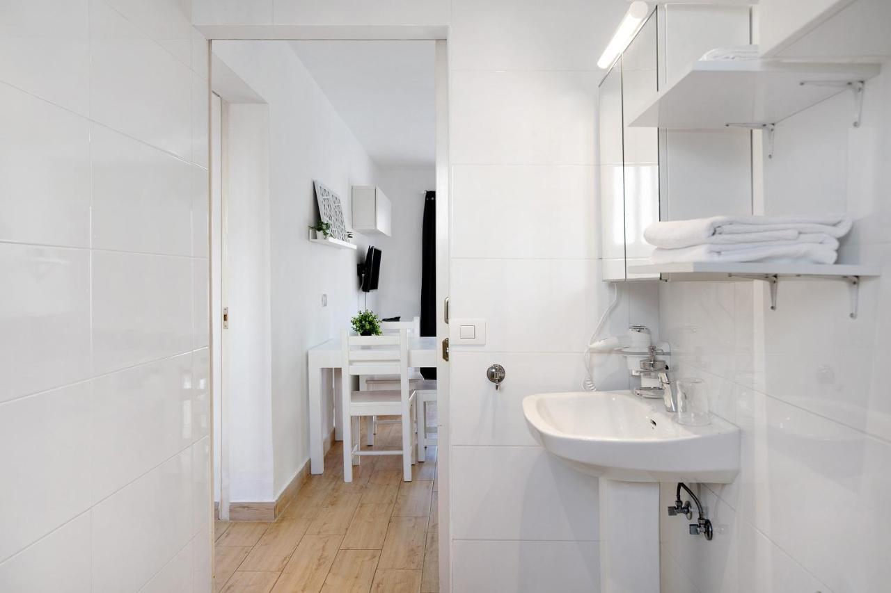 Casa Gloria Apartment ปูแอร์โตเดลคาร์เมน ภายนอก รูปภาพ